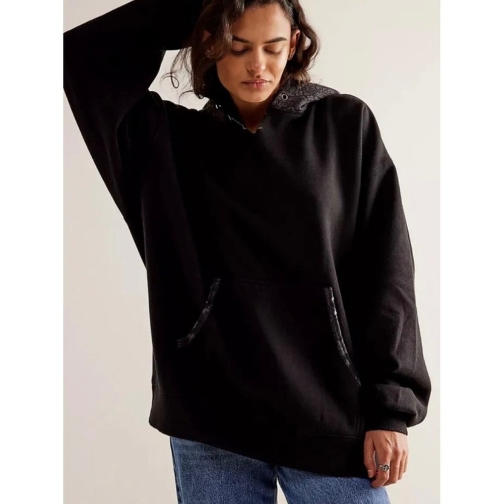 Free People It's A Vibe Hoodie Black Oversized Patchwork Star Print‎ Floral XS